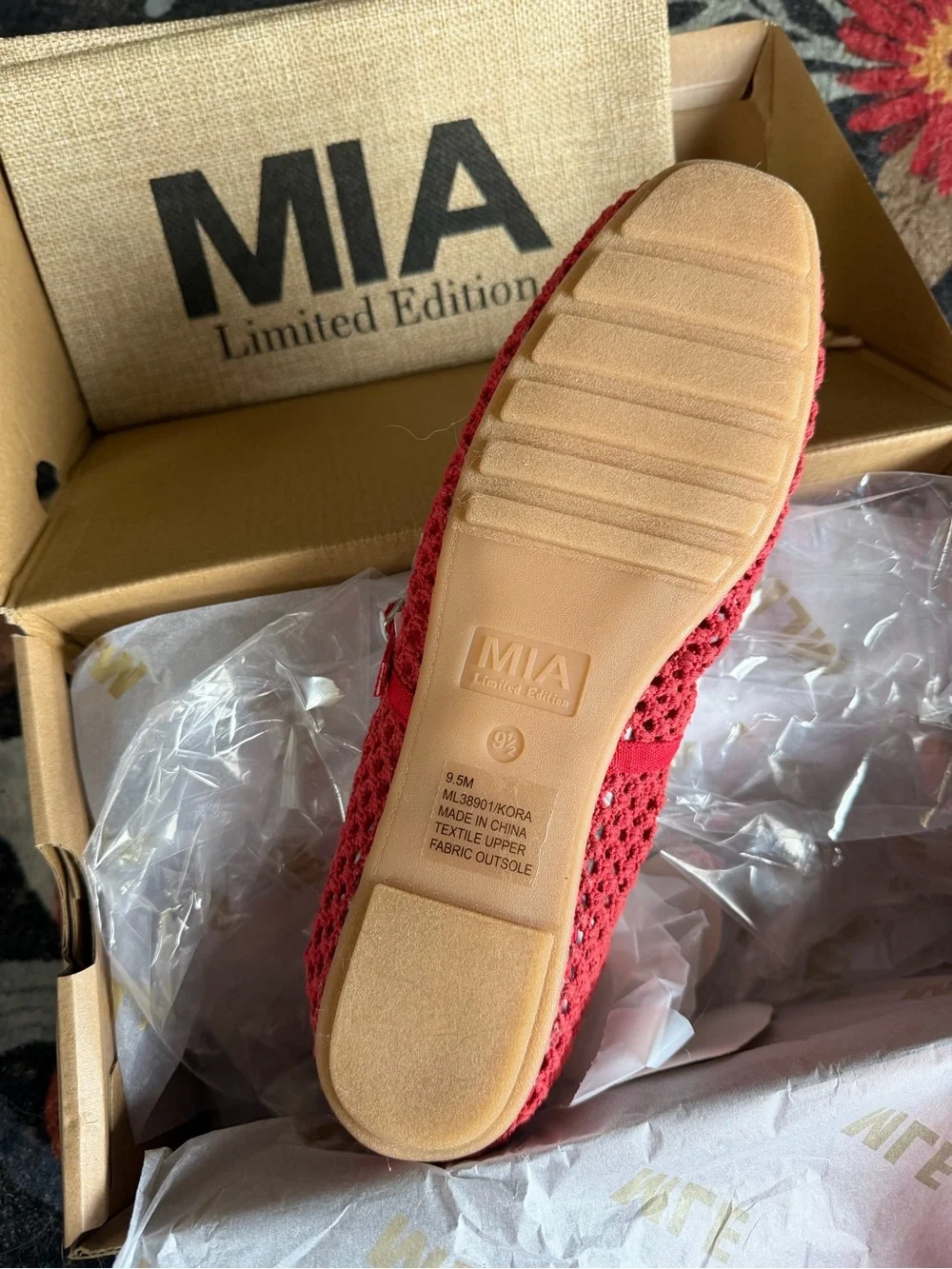 New!!! MIA Red size 9.5 Crochet Slip-On Ballet Flat